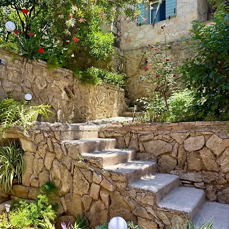 Lithari Penthouse