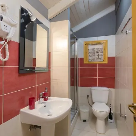 Lithari Penthouse 알리카나스