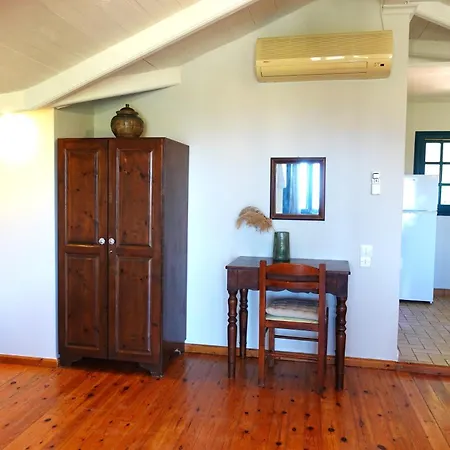 Lithari Penthouse Apartament