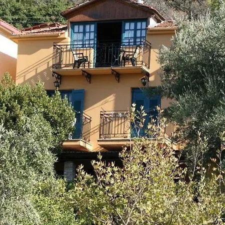 아파트 Lithari Penthouse