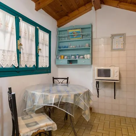 Lithari Penthouse * Alikanász