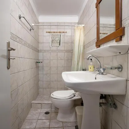 Lithari Penthouse * 阿利卡纳斯